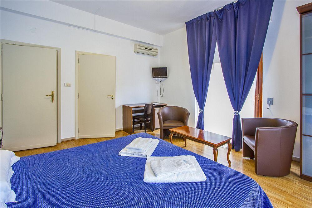 Mamma Sisi Bed & Breakfast Lecce Ngoại thất bức ảnh